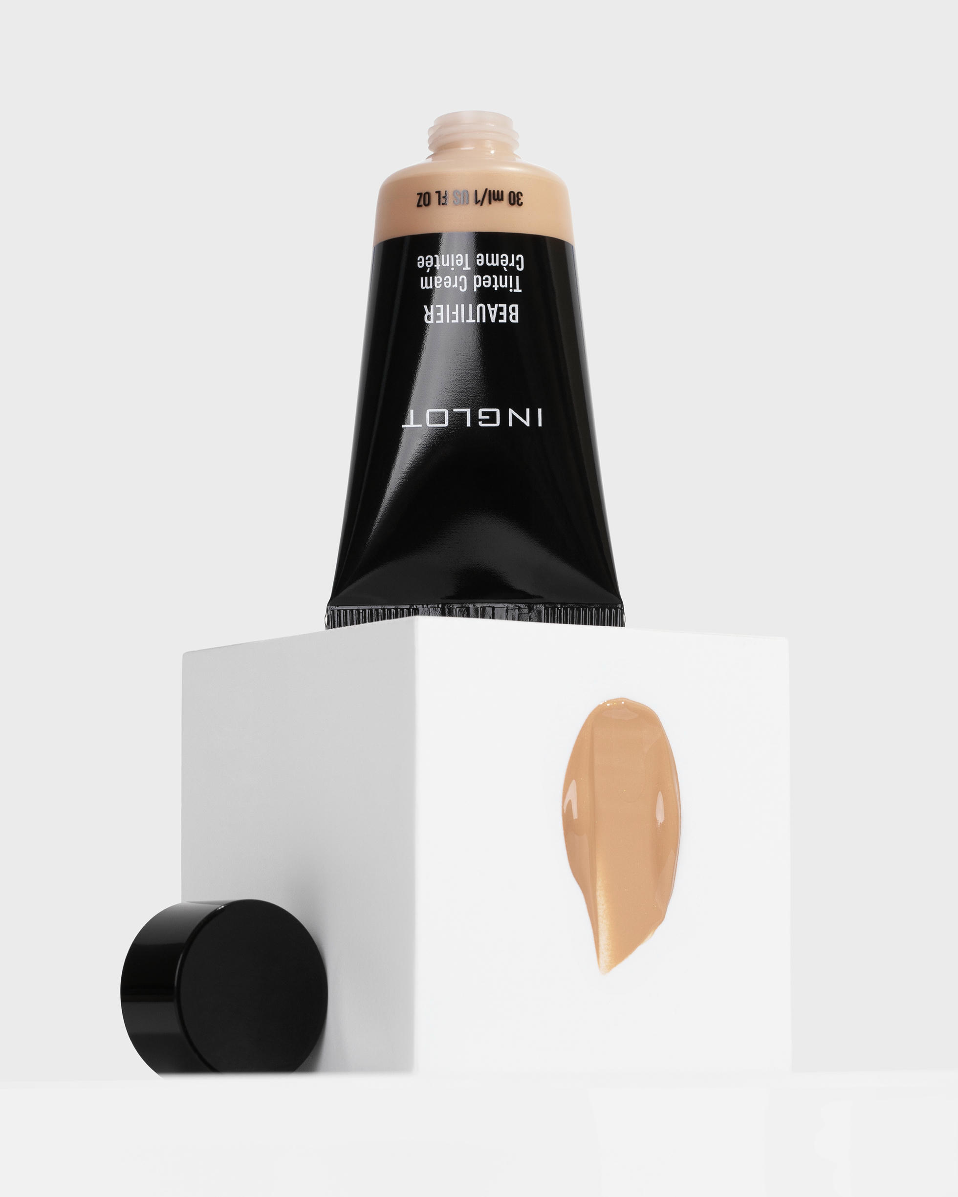 Тональная основа Beautifier Tinted Cream 105