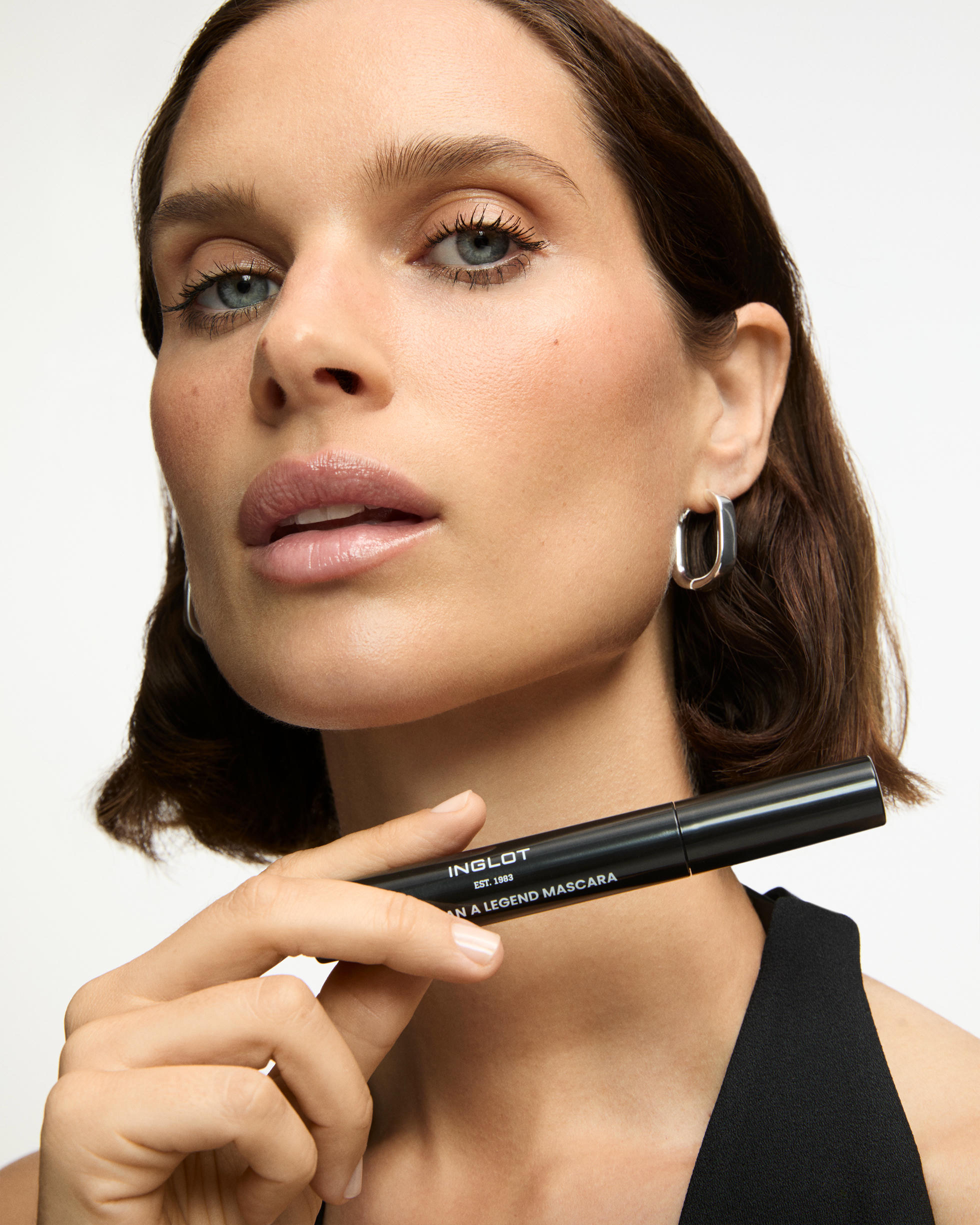 Тушь для ресниц INGLOT More Than a Legend Mascara