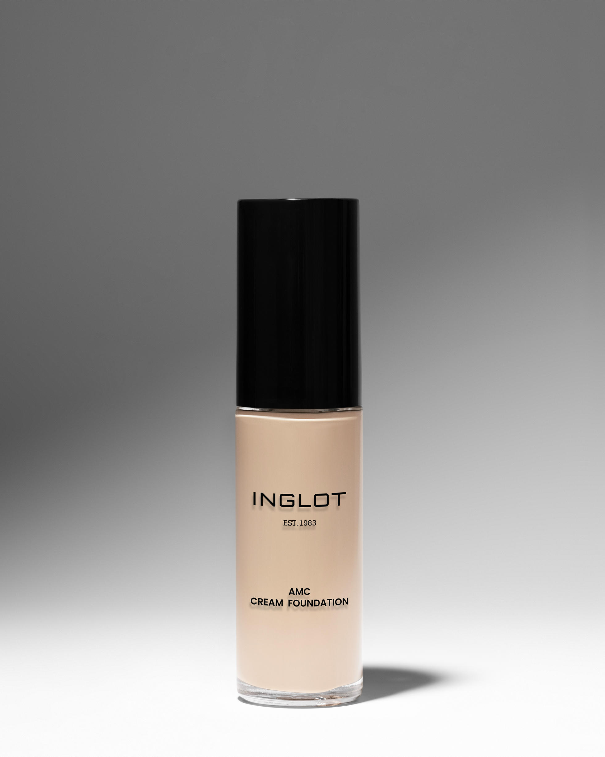 Тональная основа AMC Cream Foundation LW300