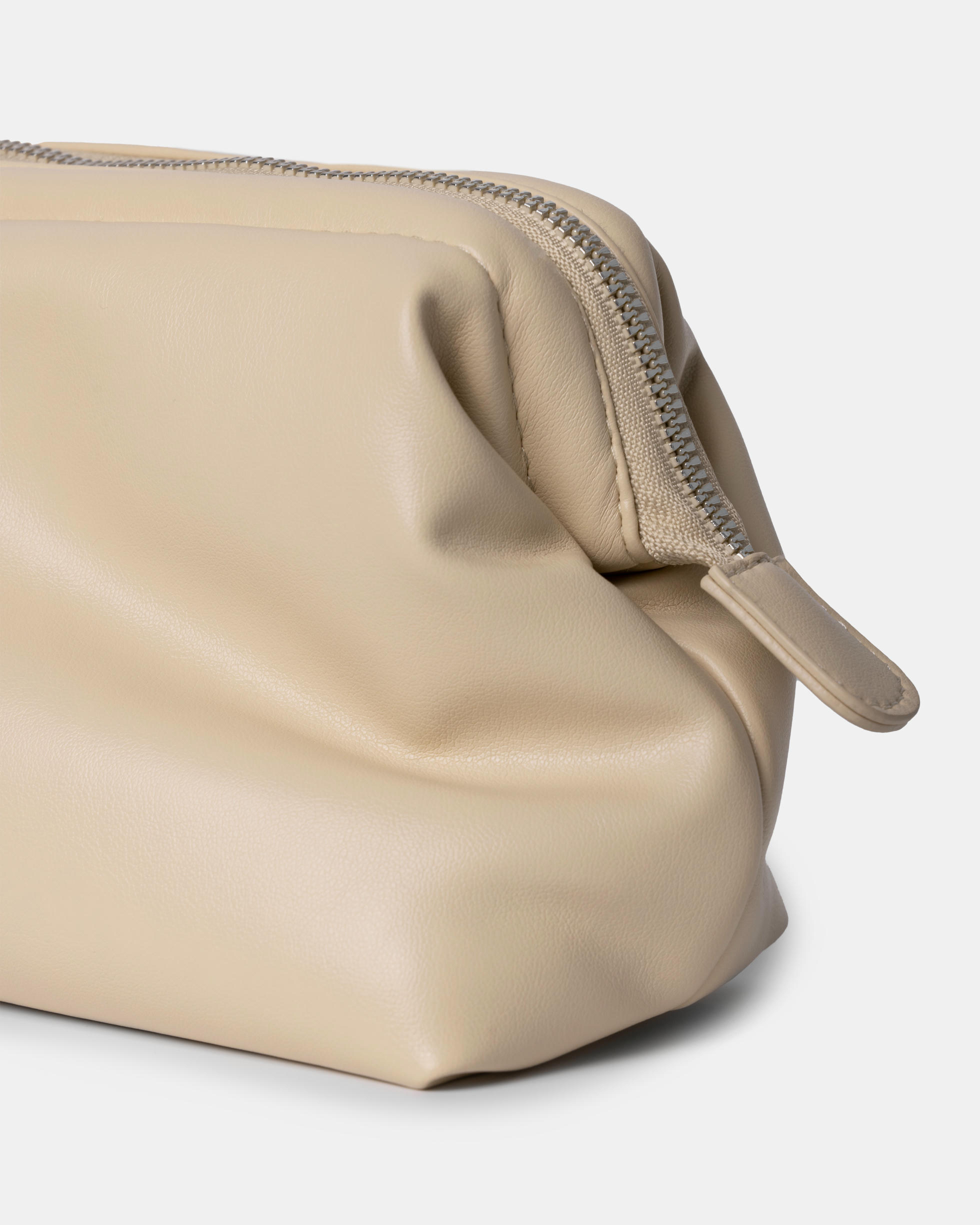 Косметичка Minimalist Makeup Bag Almond