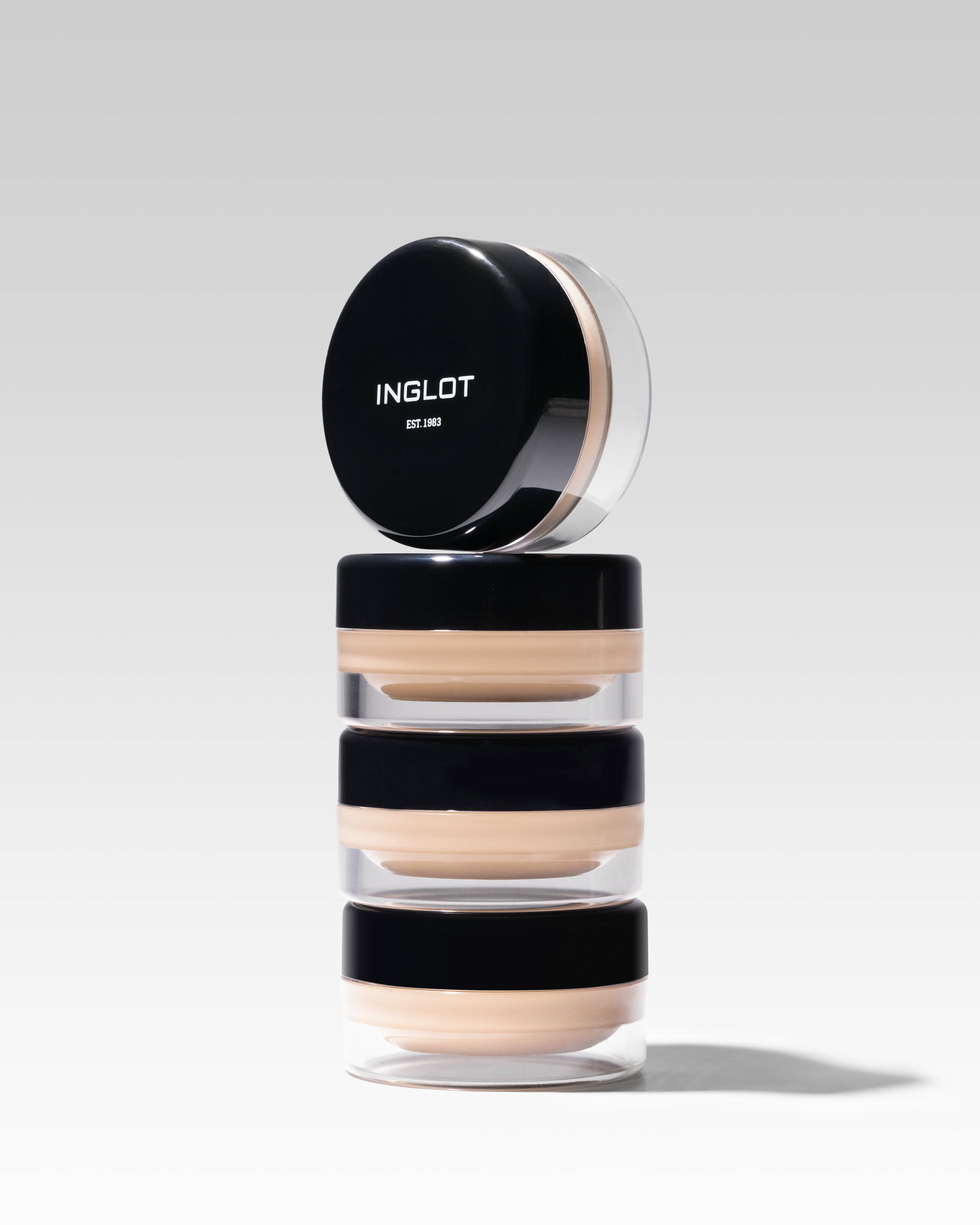 Легендарная гелевая подводка для глаз AMC Eyeliner Gel 68