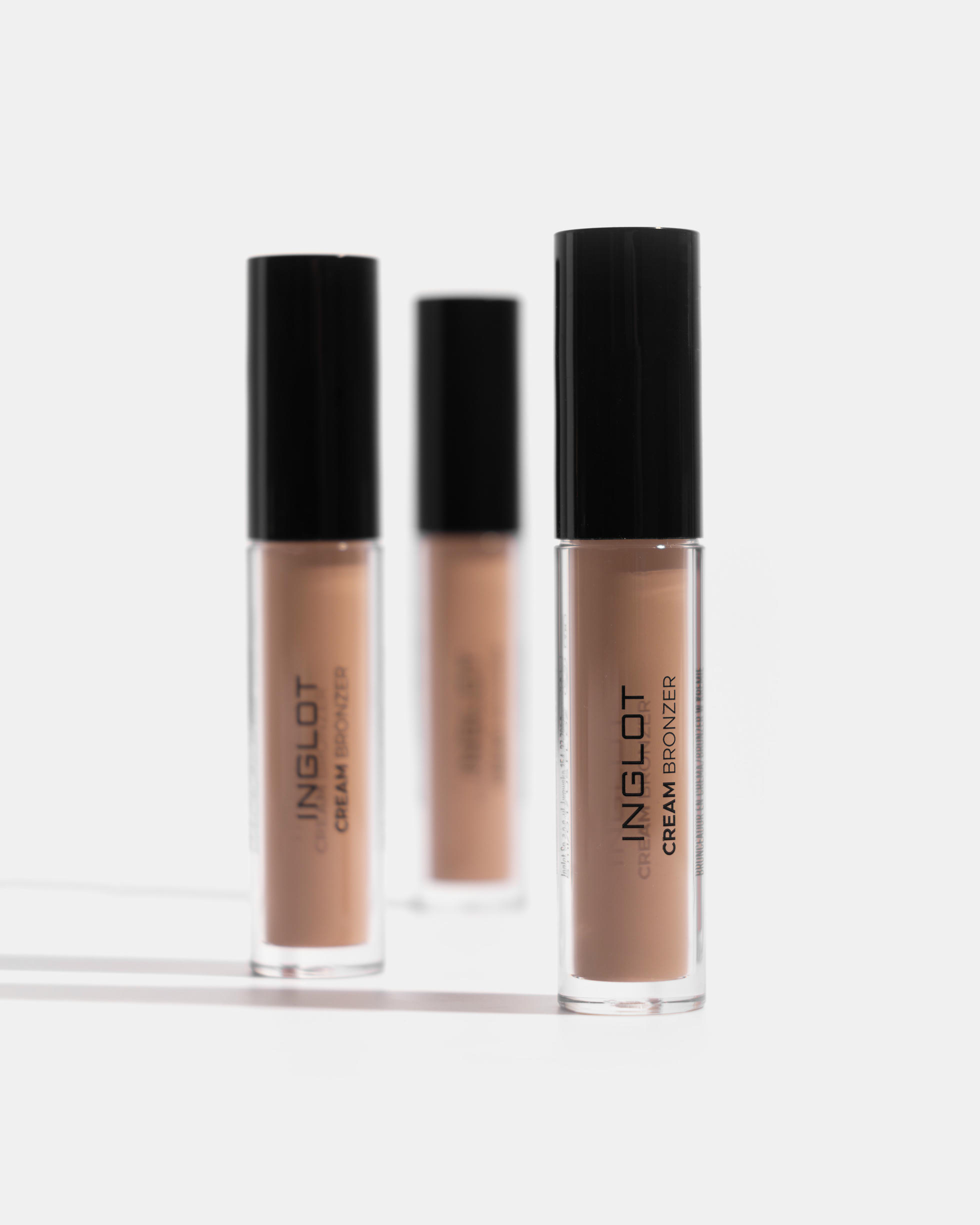 Кремовый бронзер-скульптор Cream Bronzer 89