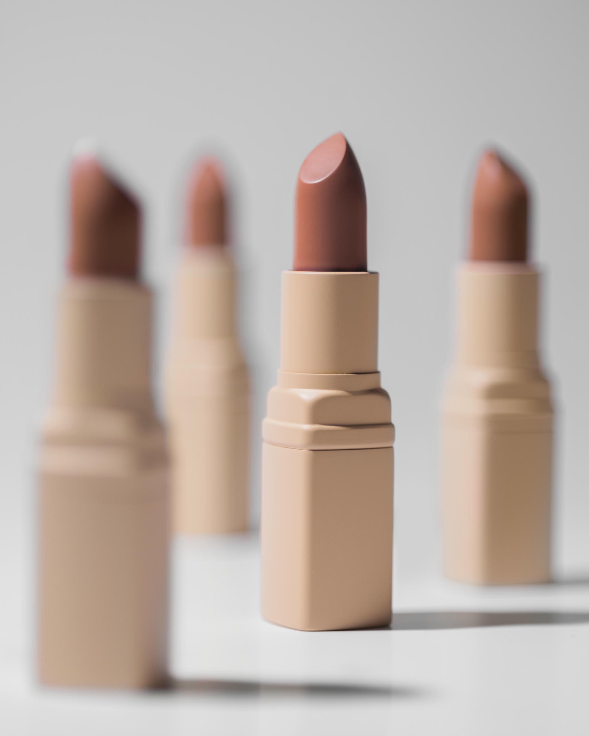 Губная помада Creamy Soft Warm Caramel 502
