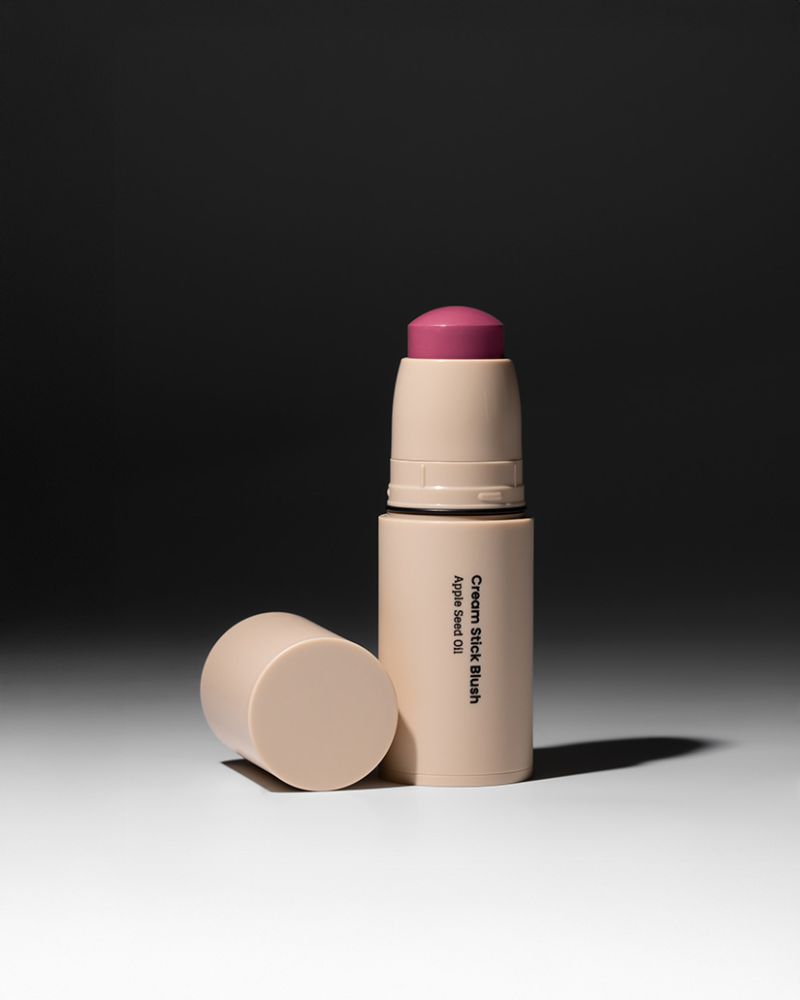 INGLOT Cream Stick Blush — свежесть и румянец за несколько касаний