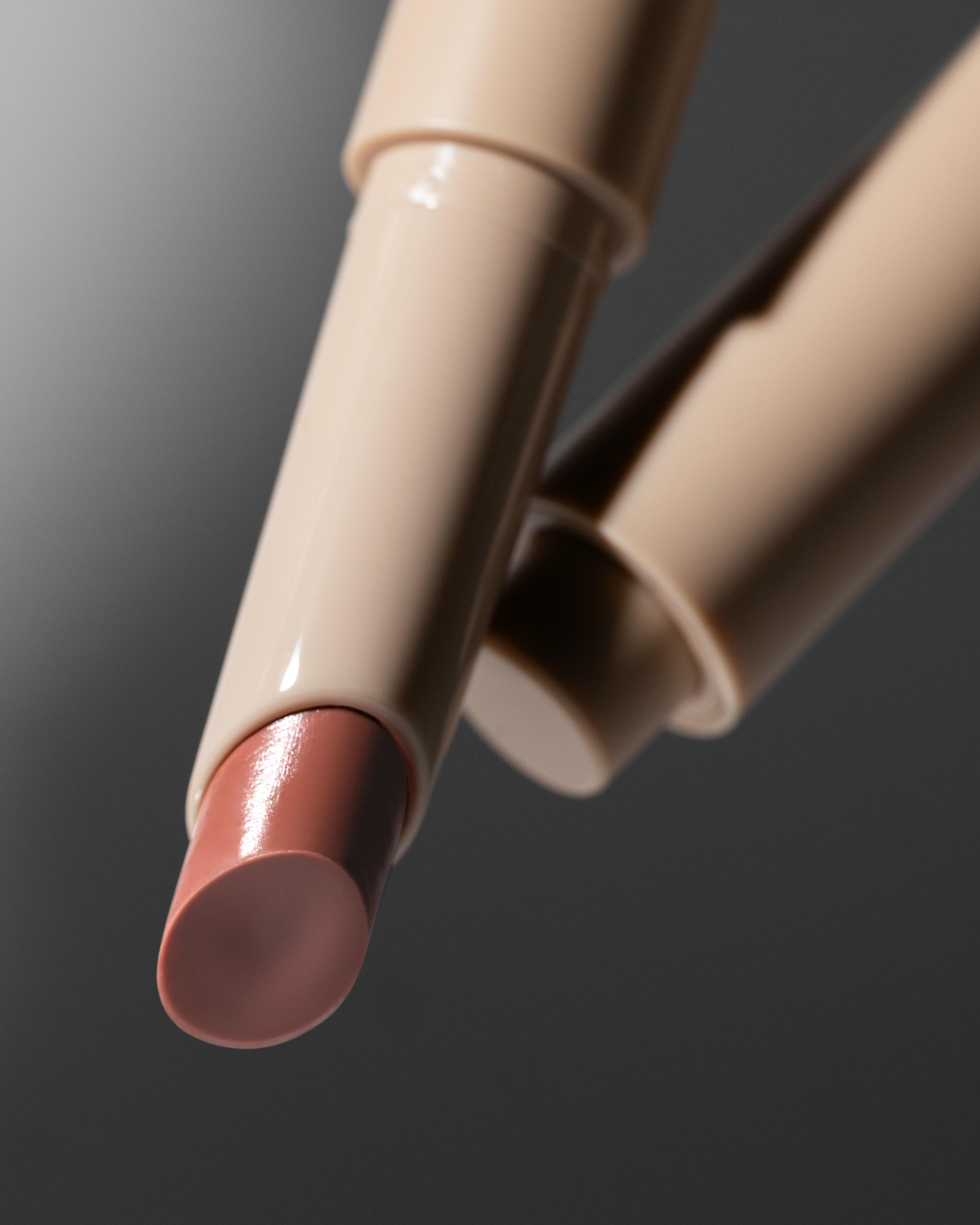 Бальзам-тинт для губ Volume Tinted Lip Balm Soft Bloom 121